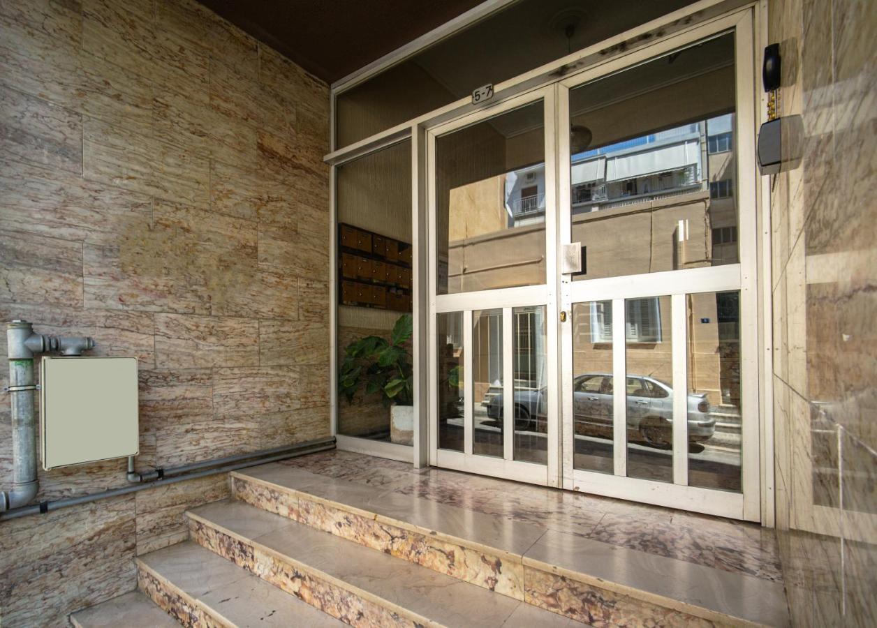 Appartement Stay-in-art, Little Imaginary Apt, 20' To Acropolis Athene